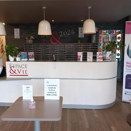 Services Seniors Espace Et Vie * Le Mans
